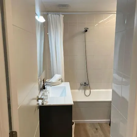 Renttarter Sans Espais Apartament *